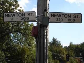 Newton St at Grove St New Sign